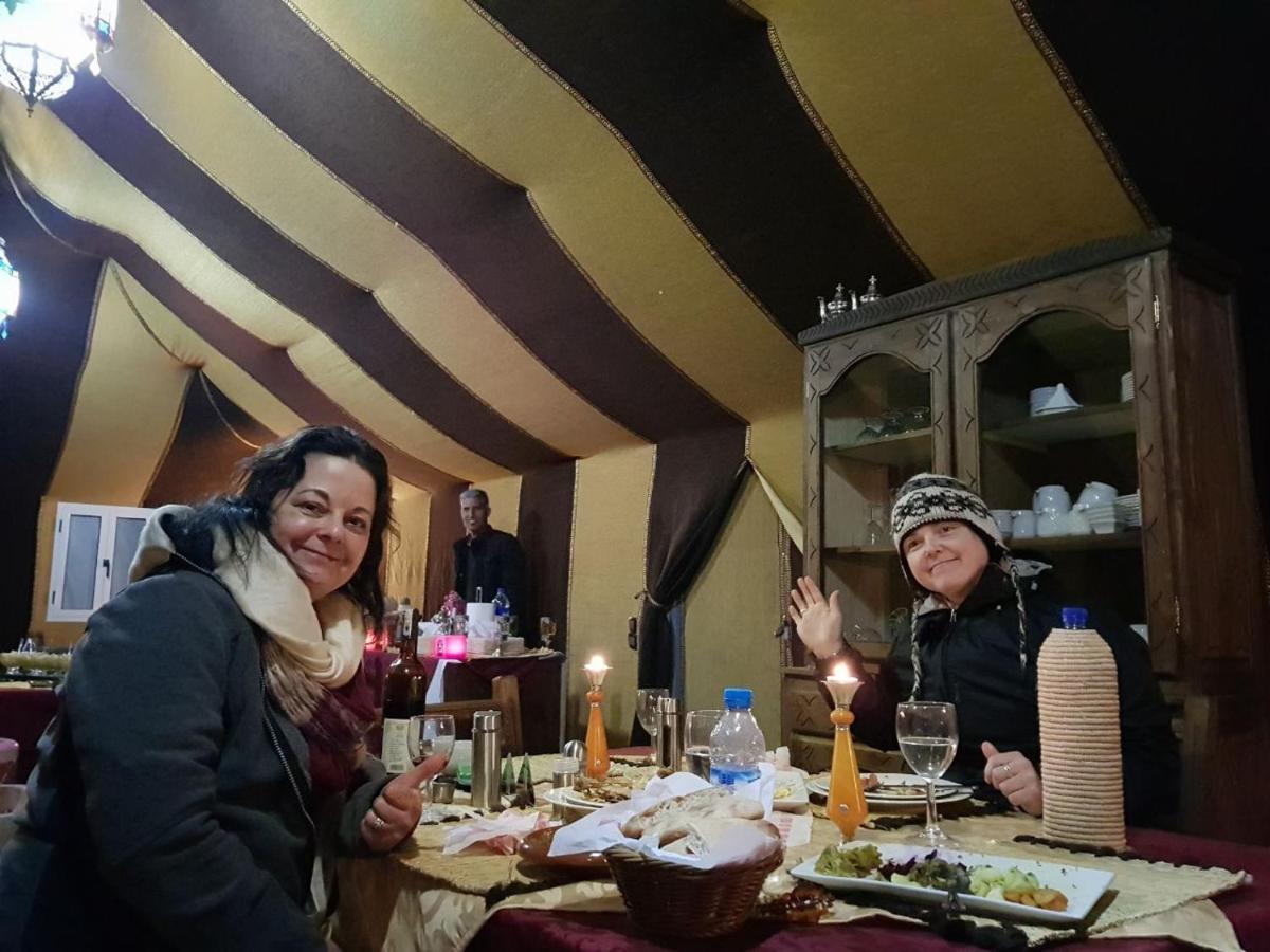 Hotel Desert Luxury Tented & Activities Adrouine Esterno foto