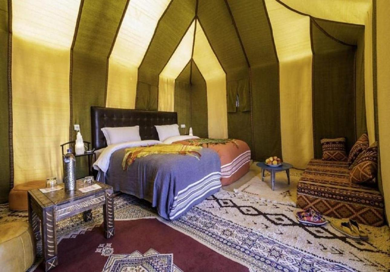 Hotel Desert Luxury Tented & Activities Adrouine Esterno foto