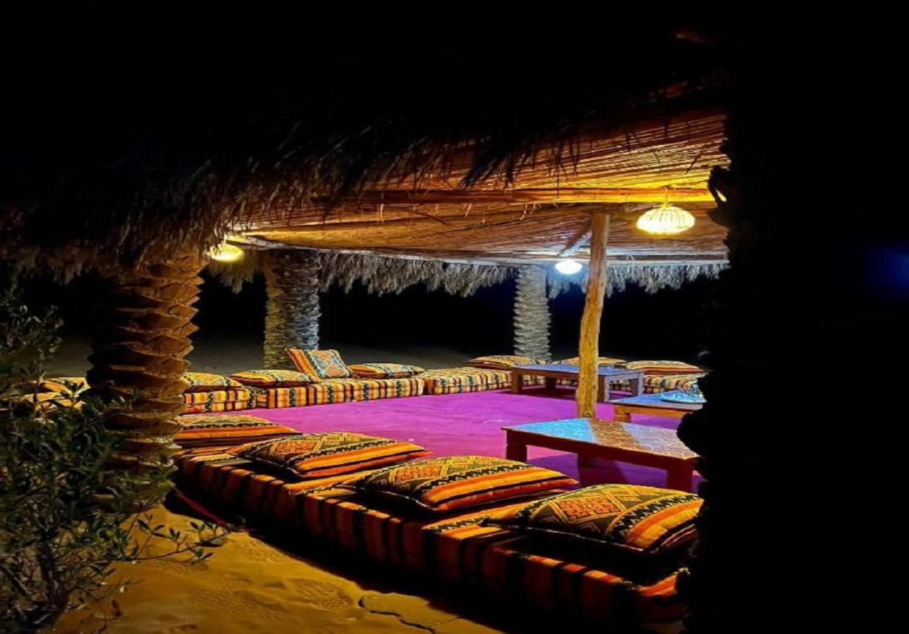 Hotel Desert Luxury Tented & Activities Adrouine Esterno foto