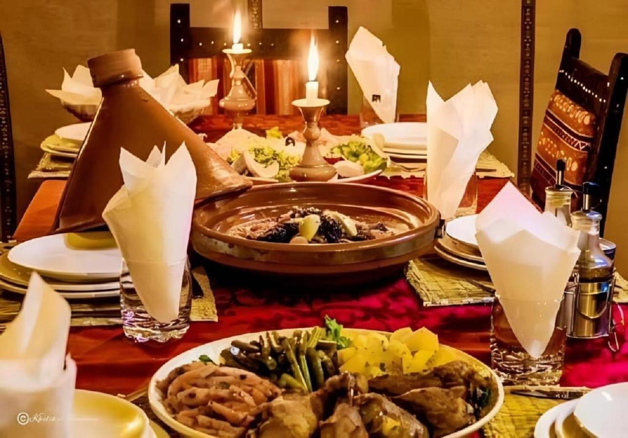 Hotel Desert Luxury Tented & Activities Adrouine Esterno foto